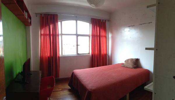 Rent room in shared apartment – downtwon